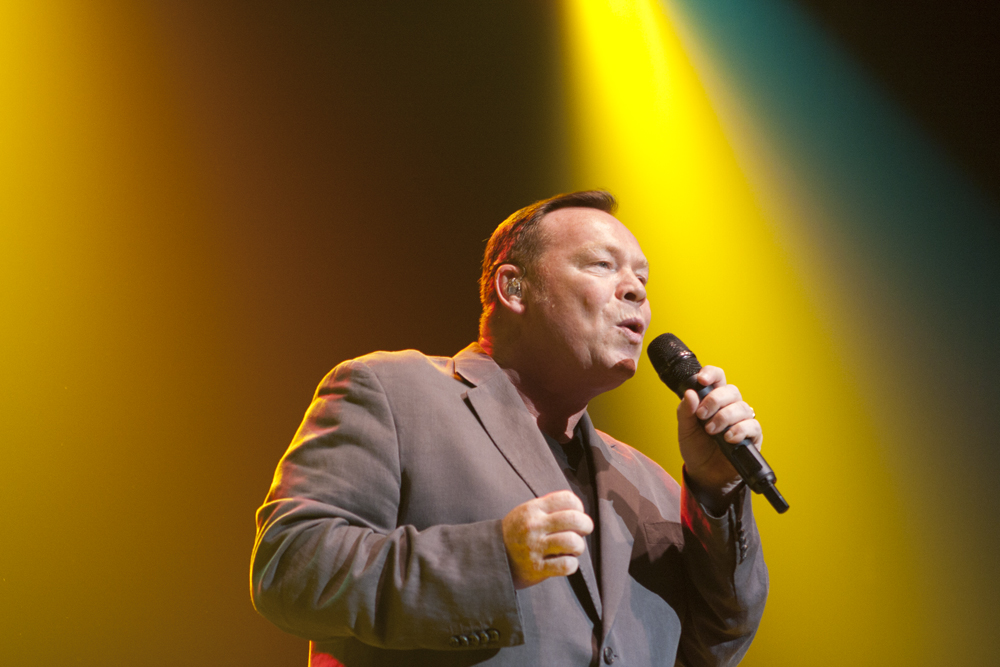 UB40's Ali Campbell - via Eva Rinaldi Flickr - https://www.flickr.com/photos/evarinaldiphotography/6760448483