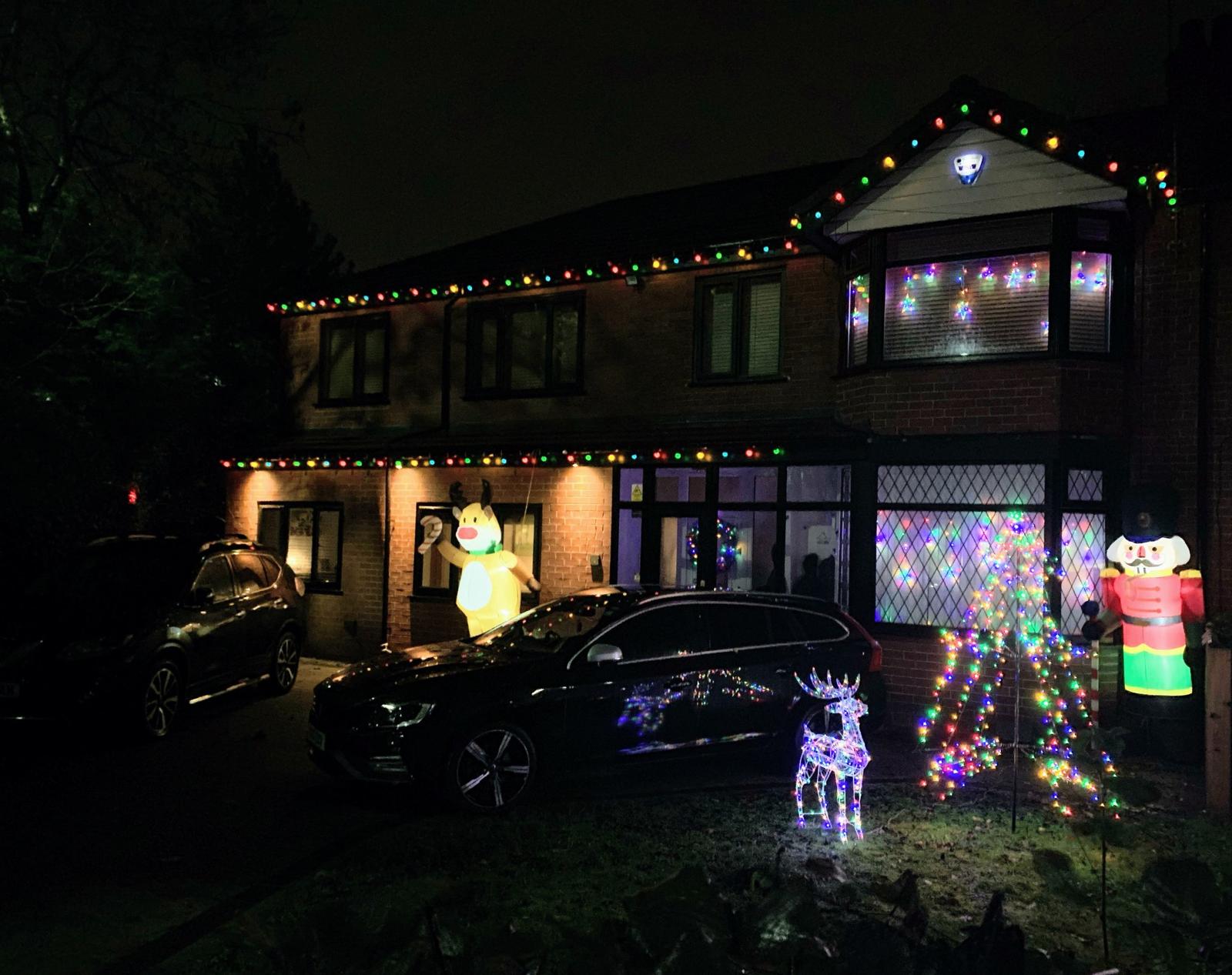 "This is the Walkden Grinch - he is taking the Christmas spirit" - Walkden mum reacts to stolen Christmas lights