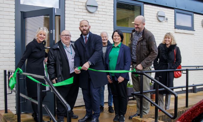 Paul Dennett, Salford City Mayor cutting the ribbon of the PRU for salford school children - Salford City Council