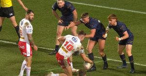 St Helens vs Salford Red Devils - https://www.youtube.com/watch?v=Kzyg6Qixs-s