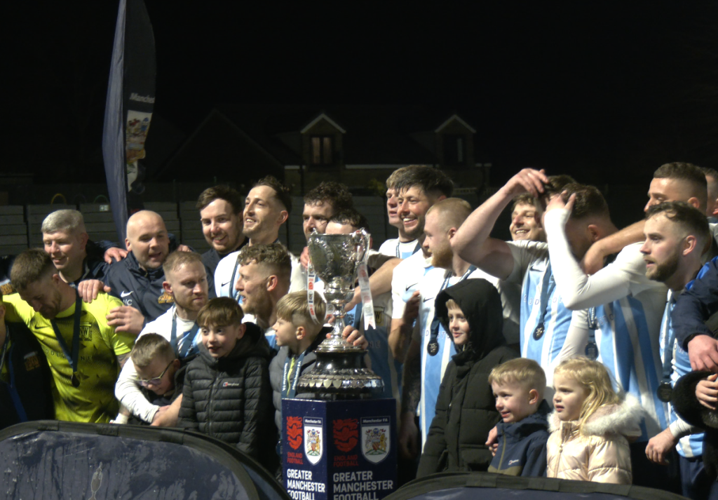 North Walkden lift Saturday Amateur Cup - img by Billy Gough