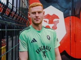 Chapman signs for Salford City