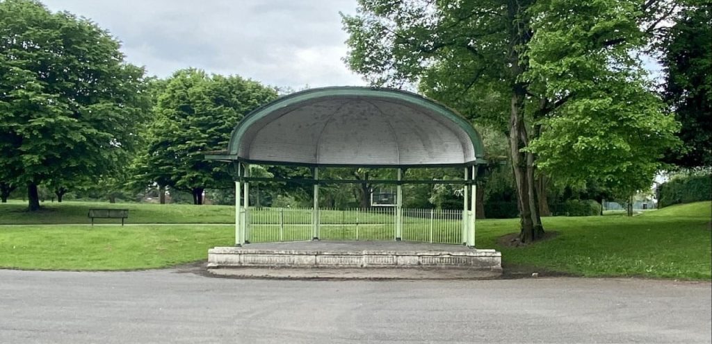 Parr Fold Park bandstand ( Friends of Parr Fold Park, 2025)