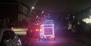 Santa heading off to his next street (Hannah Whiting, 2025)